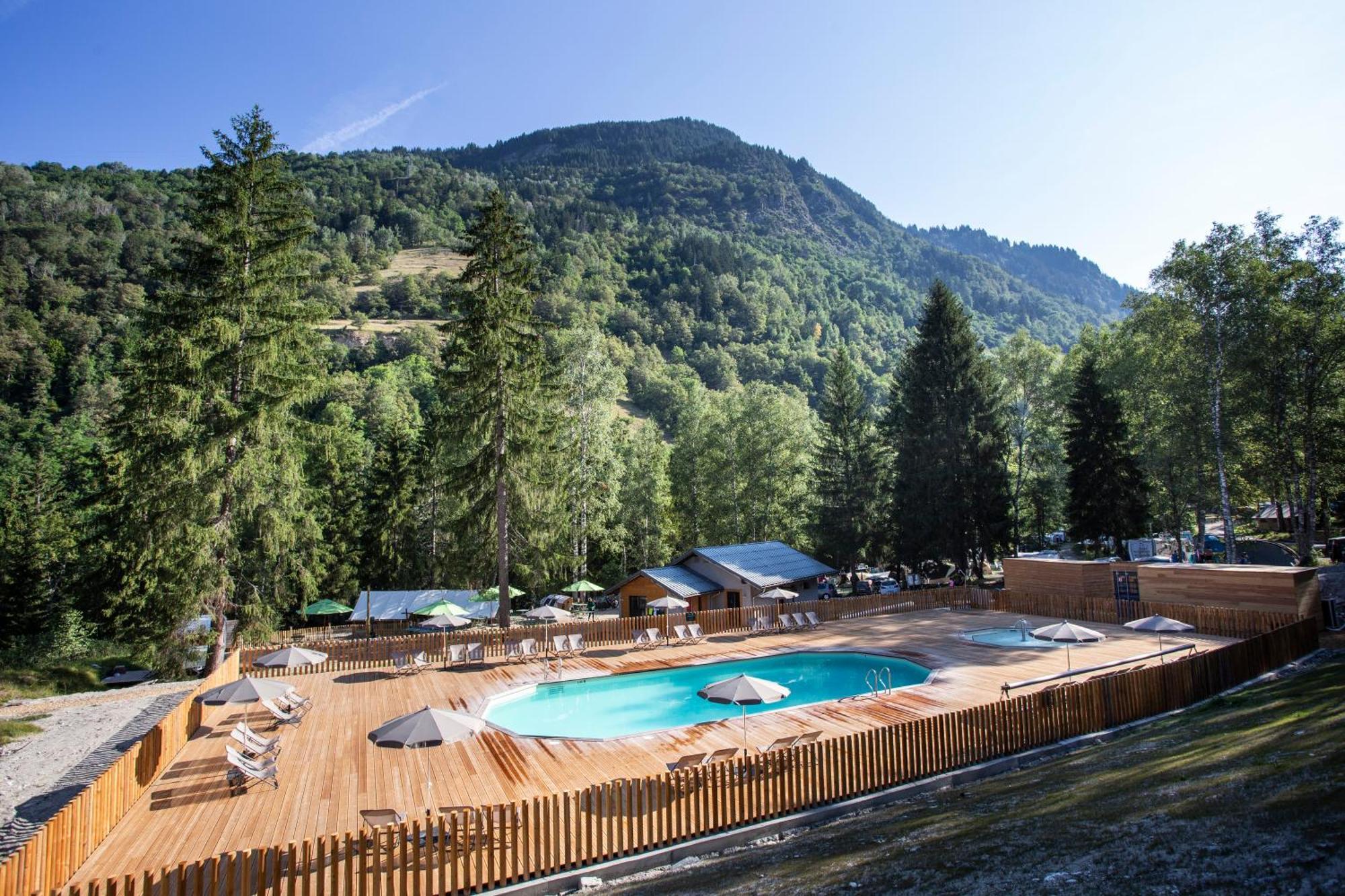 Huttopia Bozel En Vanoise Buitenkant foto